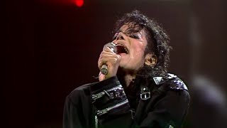 Michael Jackson - Bad (Live)