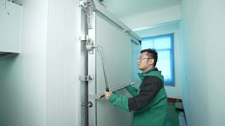 How to install cold room sliding door？