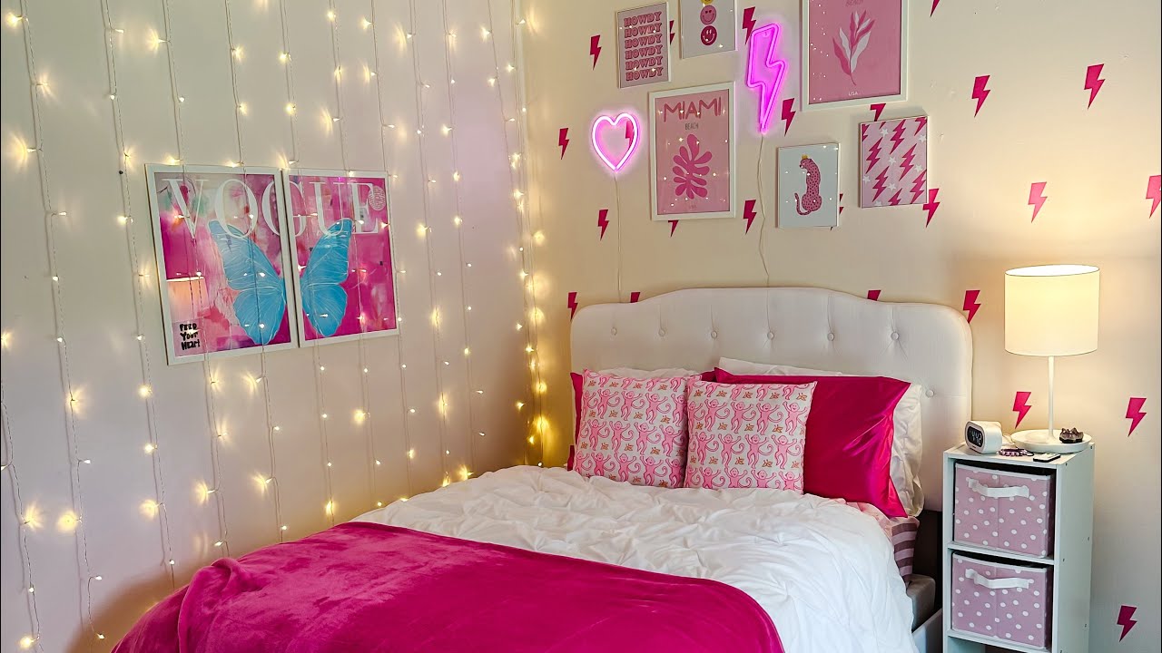 *EMOTIONAL* Surprise Preppy Bedroom Makeover!😭🪩⚡️🩷🦋 - YouTube