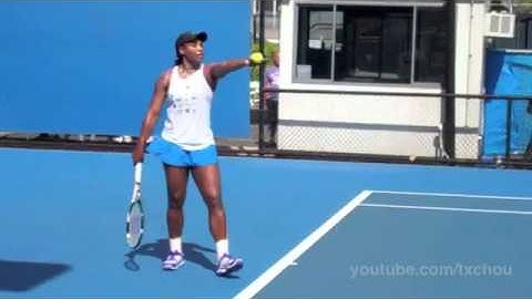 Serena Williams   Serve Practice at the Australian Open 2012 in Slow Motion HD
