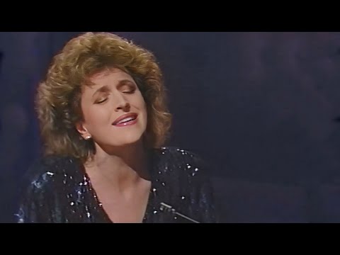 BARBARA DICKSON - THE RIGHT MOMENT (GERRY RAFFERTY cover version)