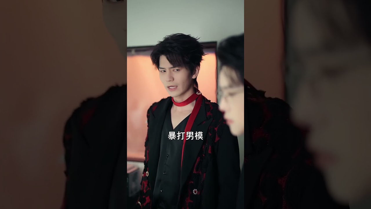 炮灰逆襲：心聲直播，全家真香！