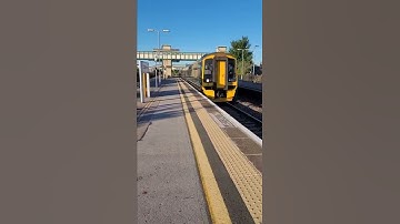 Class 158 leaving chippenham with a 2 tone!