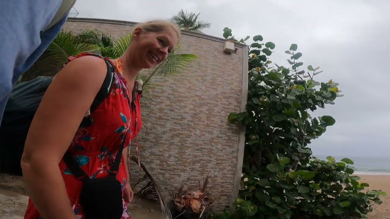 Walk from Puerto Vallarta's Los Muertos Beach Pier to Playa Conchas Chinas