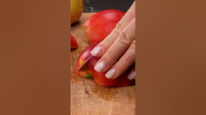Just two apples and puff pastry! Culinary delight ready in 10 minutes