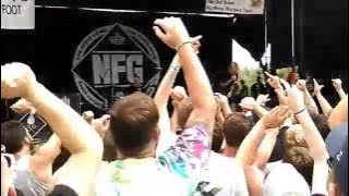 New Found Glory - My Friends Over You  (Live from The Warped Tour at Burgettstown)