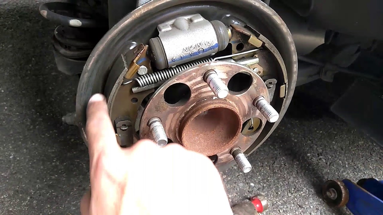 2012 Honda Civic rear brakes - YouTube