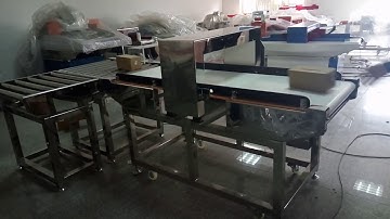 Zegoo heavy duty  metal detector with roller conveyor & pneumatic pusher