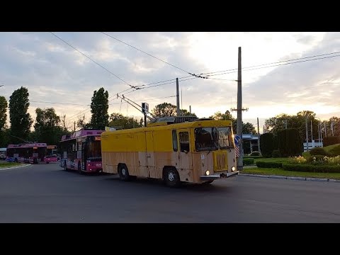 Кременчуг. Троллейбус КТГ-1 №10, буксировка троллейбуса Богдан Т70117 №026. #троллейбус #транспорт