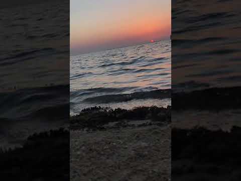غير قربك م اضن عندي اماني ثانيه