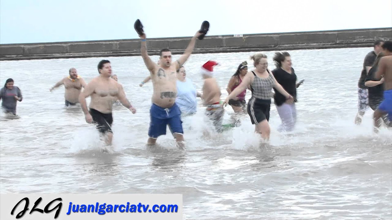 Waukegan Polar Bear Plunge 2012 YouTube