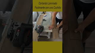 Cortando Laminado de vinilo con una simple cuchilla. #laminado #remodelacion