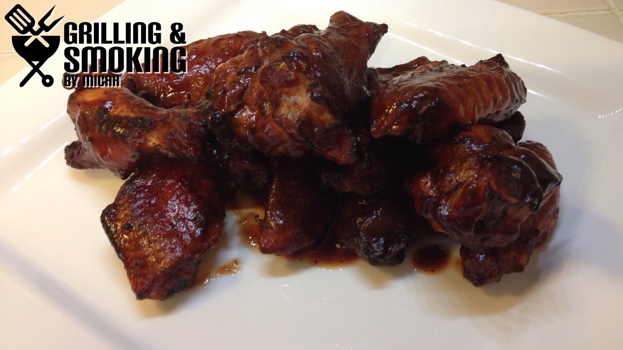 Wings Wednesday Smoked BBQ Wings 2 on the er Kettle YouTube