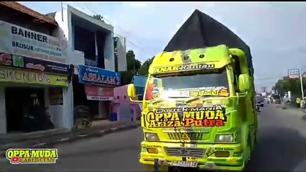 Foto Truk  Oleng  Anti  Gosip  livery truck  anti  gosip 