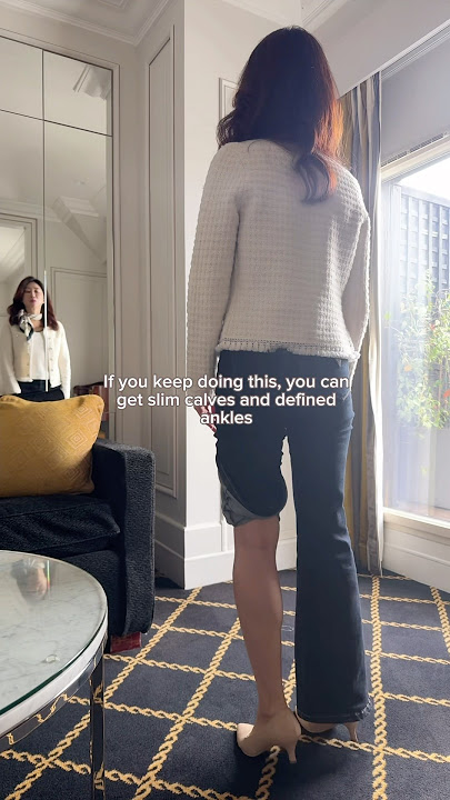 My 50 year old mom’s secret to slim legs #shorts