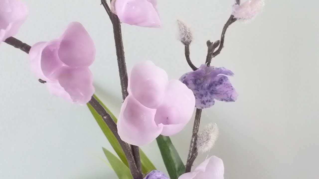 Candle wax finger blossoms petals craft - YouTube