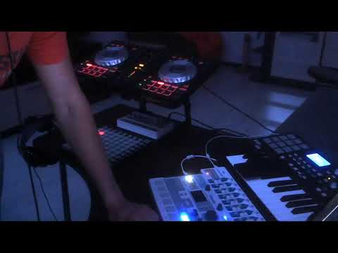 Saturday Tech house stream