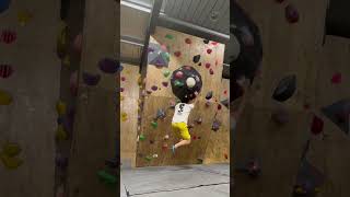 Jump further🤬☠️ #gym #climbing #bouldering #youtubeshorts #youtube #shorts #rockclimbing
