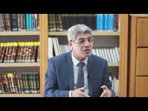 لماذا في ظلمات ثلاث وليس في ثلاث ظلمات