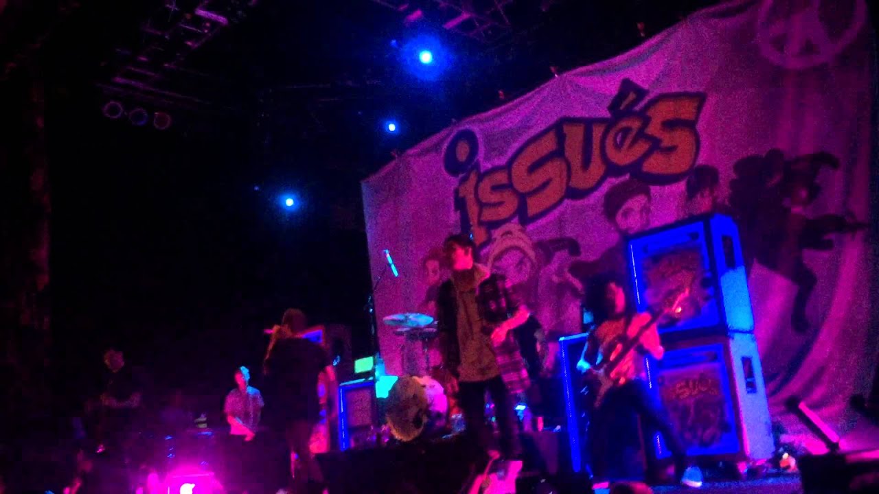 Issues - Never Lose Your Flames (live)