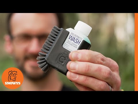 Sea to Summit Pot Scrubber and Soap Bottle