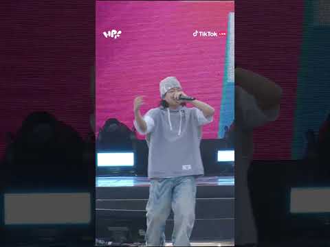 힙플페에서 ON AIR 라이브하는 <strong>릴보이</strong>