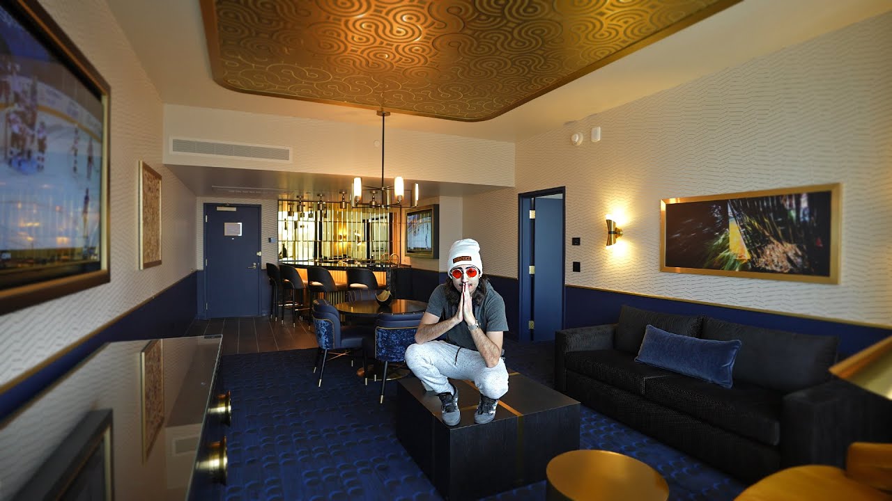 My Bizarre First Experience Sleeping at Circa Las Vegas. 😳 YouTube