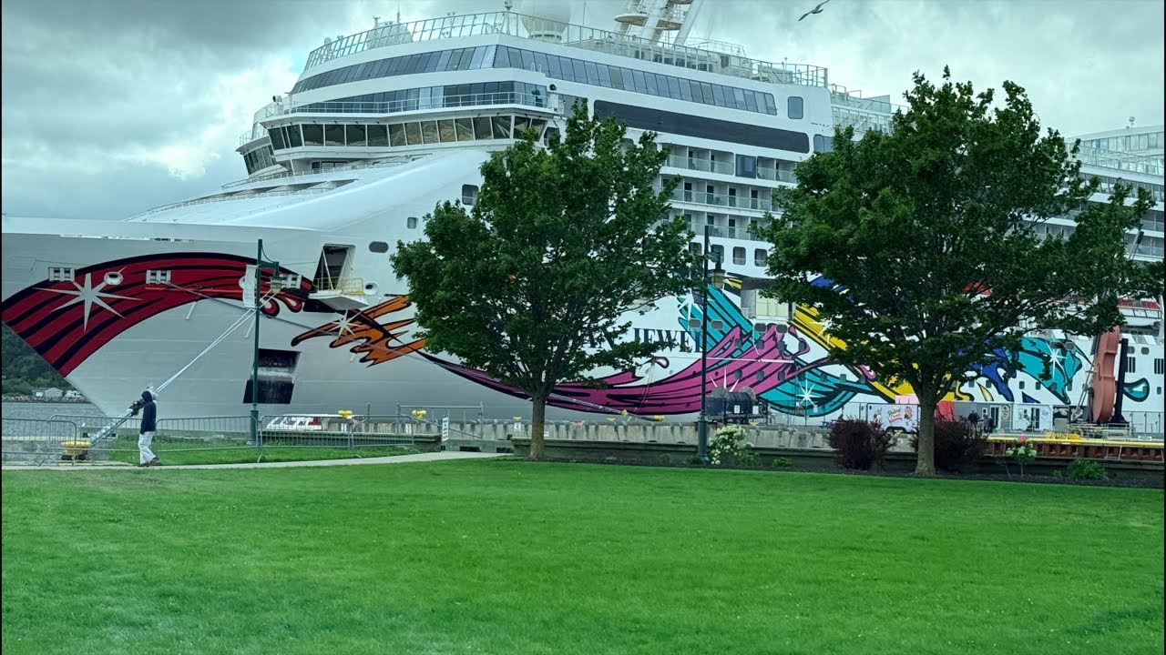 Cruise ship leaving port of Sydney livestream Norwegian jewel Cape Breton Nova Scotia Canada