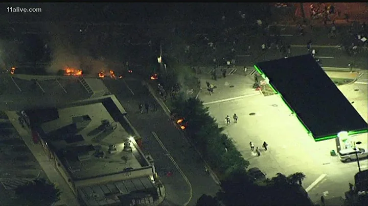 Fires set at the Atlanta Wendy's where Rayshard Br...