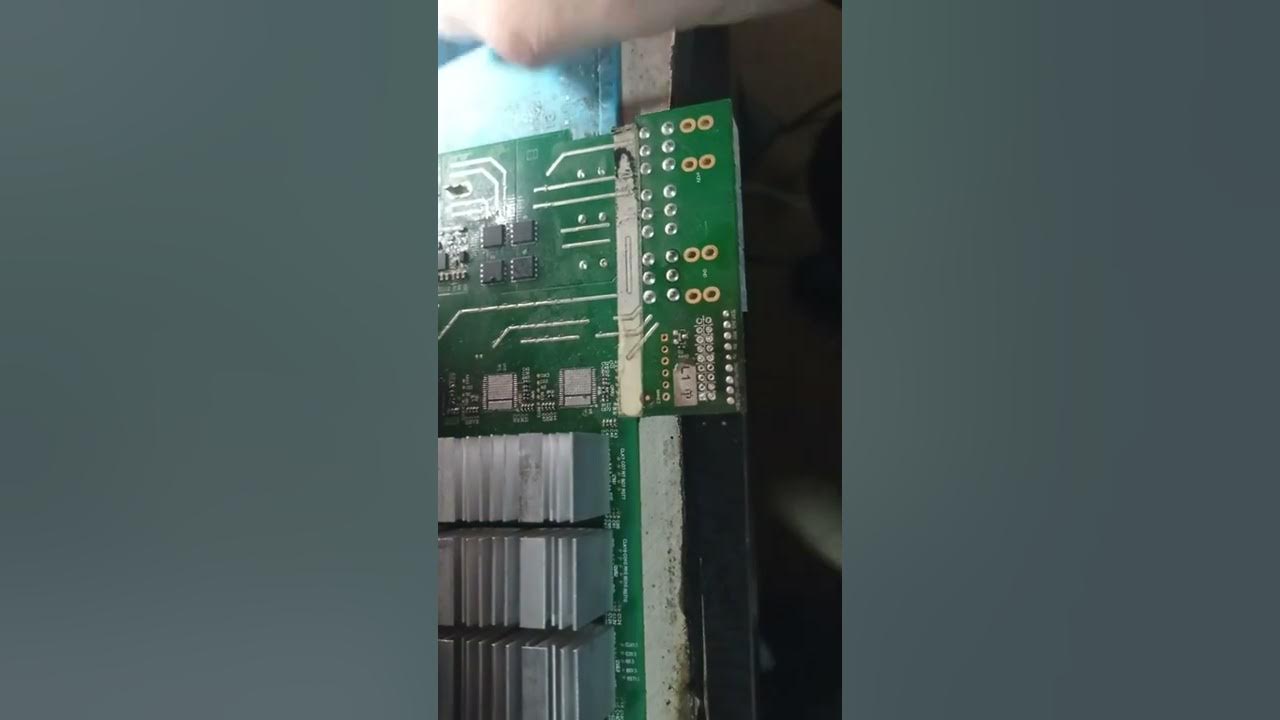 как поменять разъем 18 pin на хеплате - YouTube