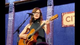 Lisa Loeb DO YOU SLEEP? 😴😻👓 Live 07-23-2023 City Winery NYC 4K
