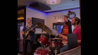 Charlie Ballantine Trio feat Dan Weiss - “Strange Idea” Live in Toronto