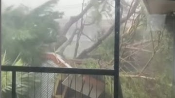Darwin suburbs lose power as wind gusts hit 200km/h