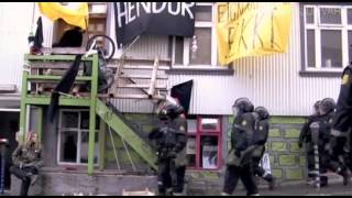 Glíma Hústökufólks Og Lögreglu