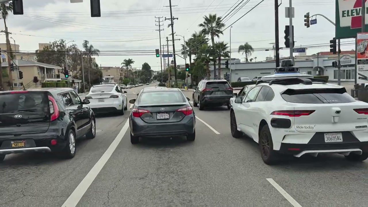 Feliz Domingo desde LA 