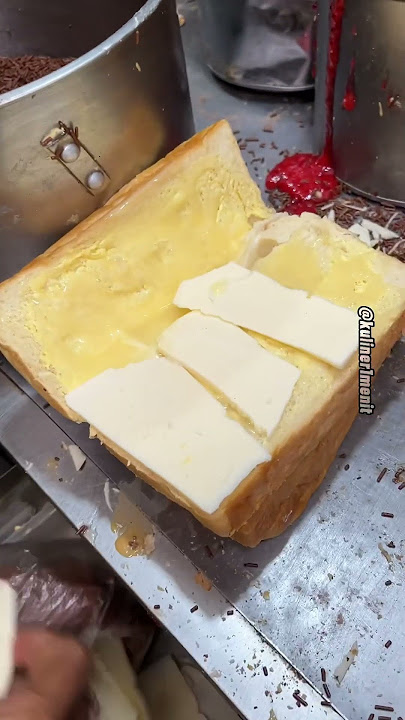 Roti yang bakarnya langsung pake arang 😍🔥📍Roti Bakar 234 gang Kote, Bandung