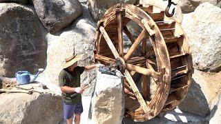Огромный размер водяного колеса! Процесс изготовления водяной мельницы. Мастер водяной мельницы.