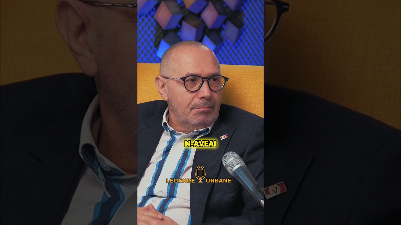 Cum era viața de tânăr în comunism? Umilința cozilor