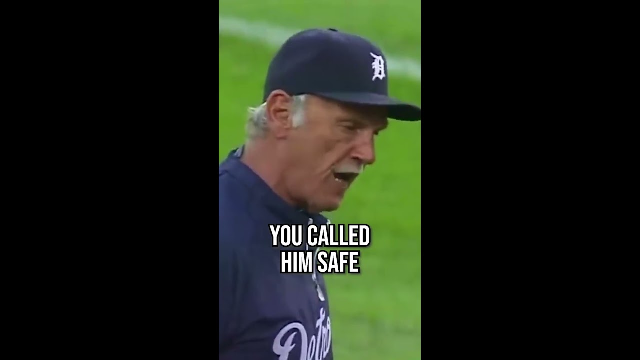 Ump immediately knows he missed a call, a breakdown short