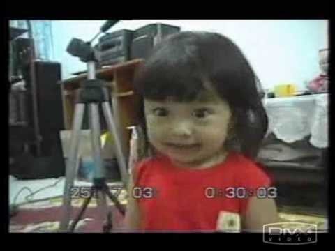 a cute malaysian girl singing !.. - YouTube