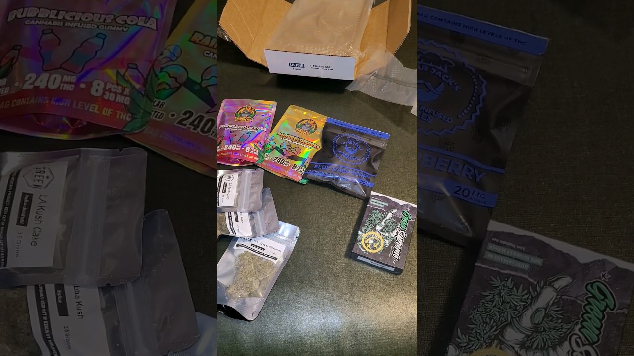 Green Society Online Dispensary unboxing! 📦