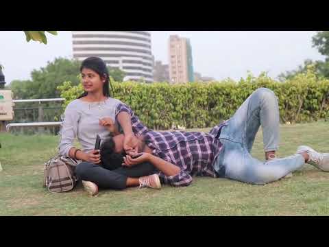 sleeping-prank-on-cute-girls-|-delhi-girls-reaction-|super-duper-se-upper