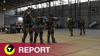 Rode Baretten En Virtuele Suits - Hoe De Luchtmobiele Brigade In Vr Traint