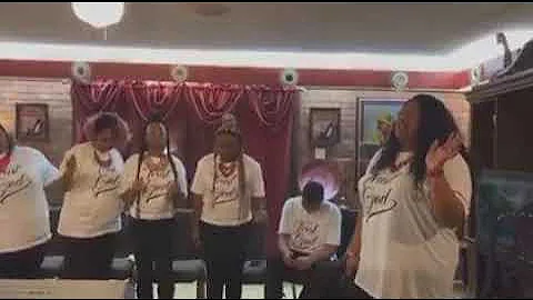 Monica Ross- Live Singing RunTo you.