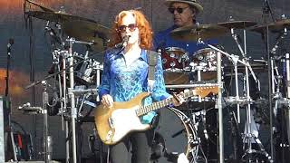 BONNIE RAITT - Need You Tonight (INXS) - BST British Summer, Hyde Park, London 15.7.2018