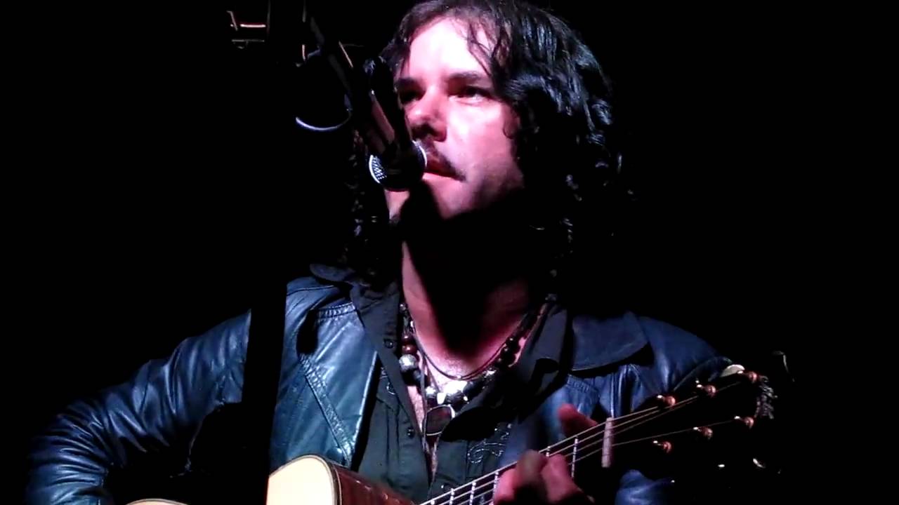 Jeff Martin Performing A Line In The Sand @ The Historic Red Dog on Aug 16, 2010