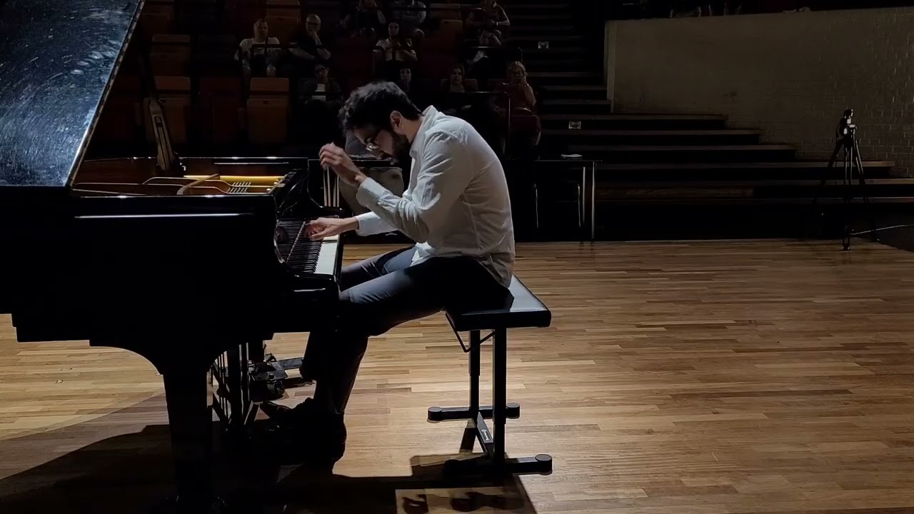 Beethoven: Fantasia Op.77 (Novellino)