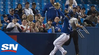 What's happening with this blue jays ...