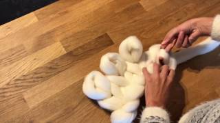 How To Knit An Infinity Scarf In 2Min Tutorial