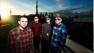 The Aggrolites  Dont Let Me Down